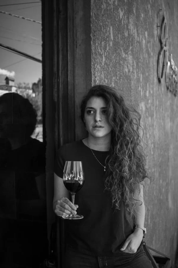 Andrea Moscoso, señala que los vinos y singanis de Bolivia se convierten en una sorpresa positiva para los visitantes a Gustu.