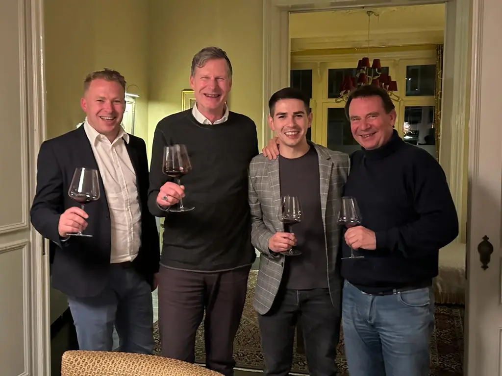 En Maastricht, Holanda, junto a Cees Van Casteren y Hub Swerts en una degustación privada de un club holandés.