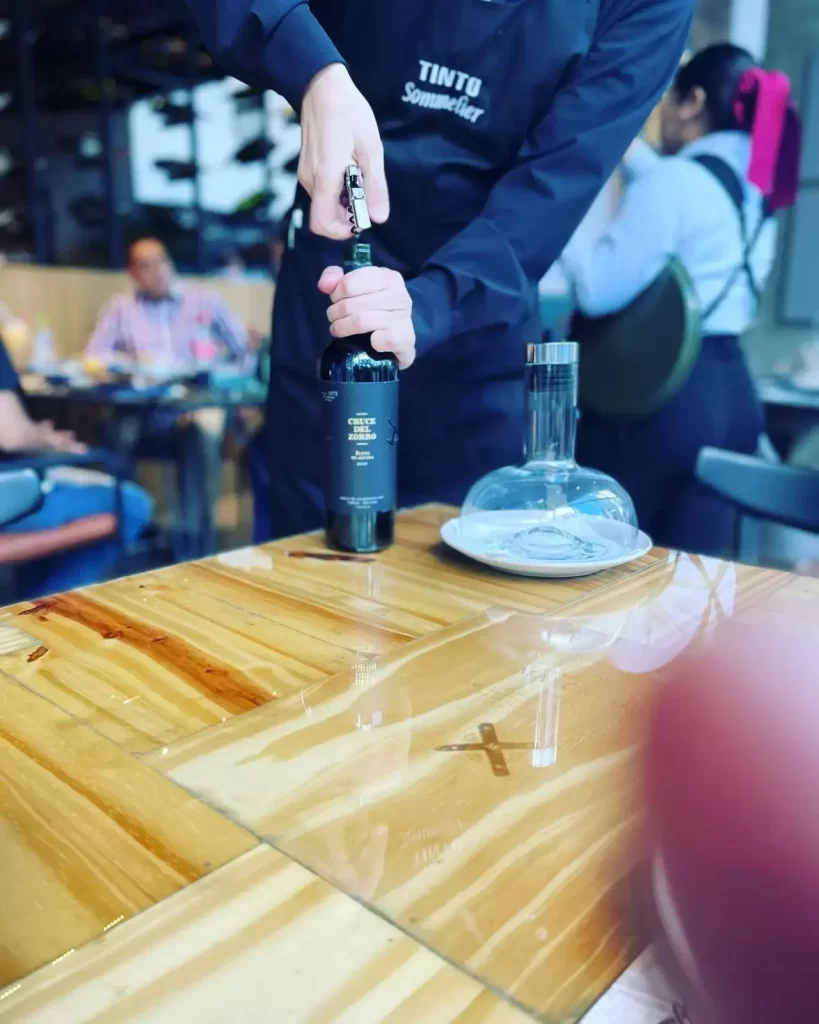 Ser sommelier es hacer feliz a los demás