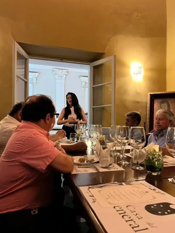 La introducción a la cena de 5 tiempos