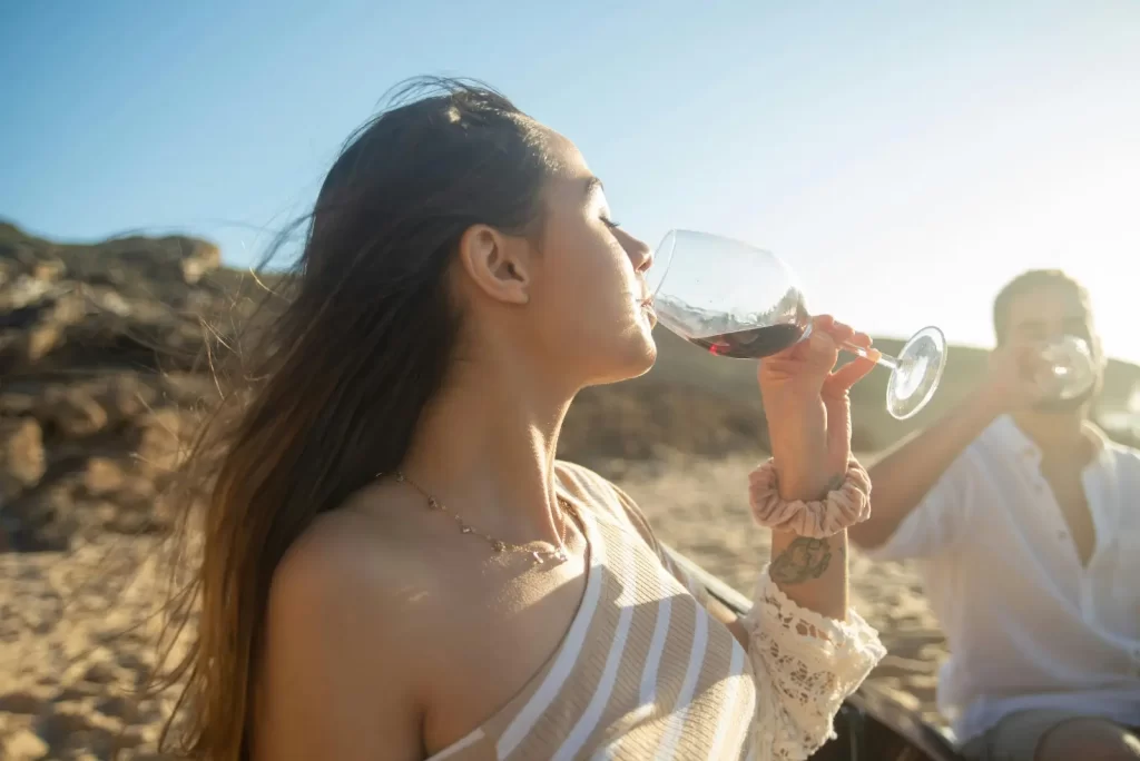 El enoturismo te saca unos momentos de la cotidianidad.