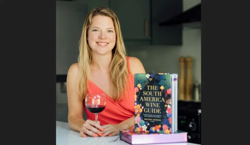 Amanda Barnes, escribió un libro sobre los vinos de Sud América.
