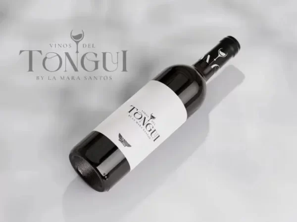 La Casa Vieja elaboró un vino para la banda de cumbia argentino La Mara Santos.