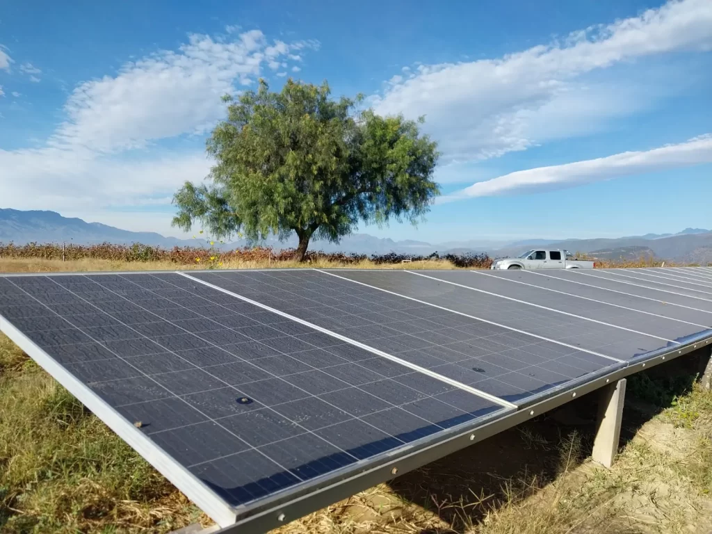 Los paneles en la finca Don Milton.