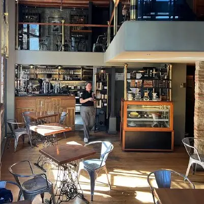 39 Hb Bronze Coffeebar