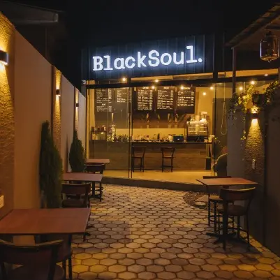 81 BlackSoul Cafe Brewing Lab