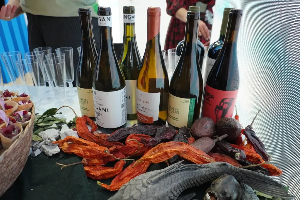 Bolivia en el mundo con sus vinos de altura en la FITUR de Madrid.