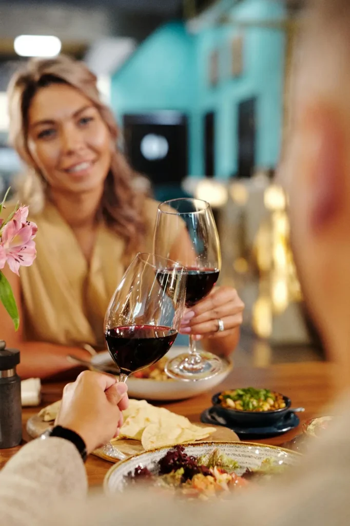 Hay mujeres enólogas, agrónomas, sommeliers y especialistas en turismo.