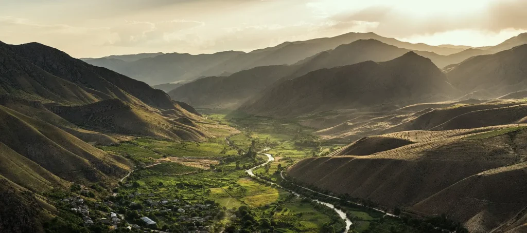 En Armenia se descubrió la bodega más antigua del mundo en la cueva Areni-1