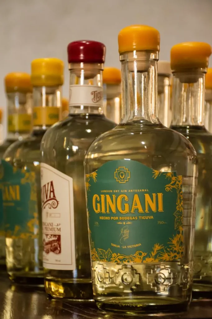 Ticuva desarrolla el Singani Premium, Gin Botánico y London Dry
