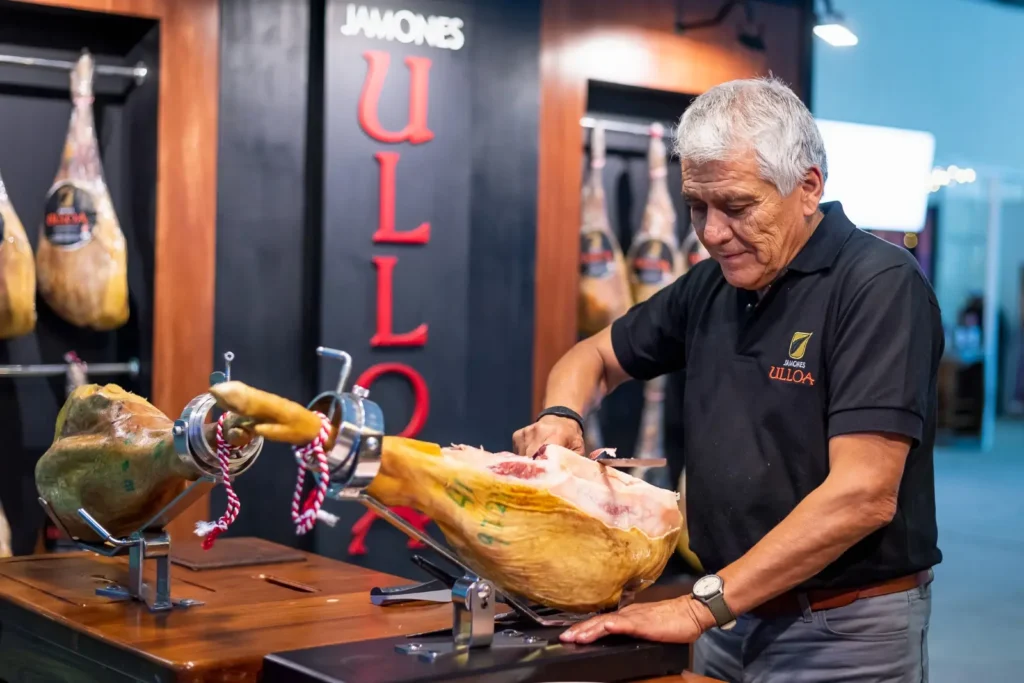 Los jamones Ulloa, también estarán presentes en el evento del año